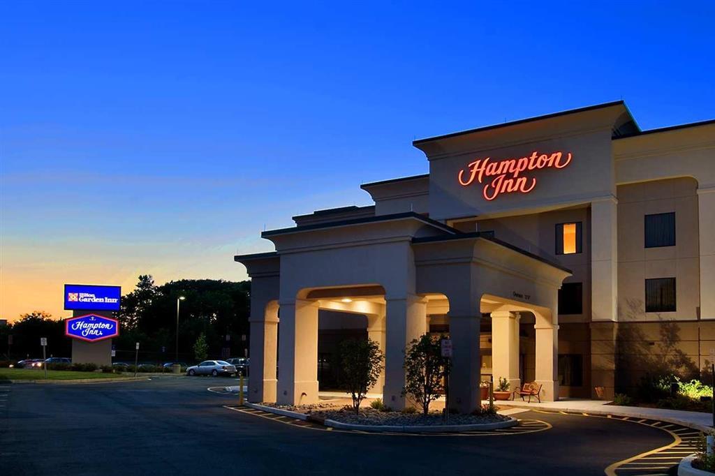 Hampton Inn Nanuet Esterno foto