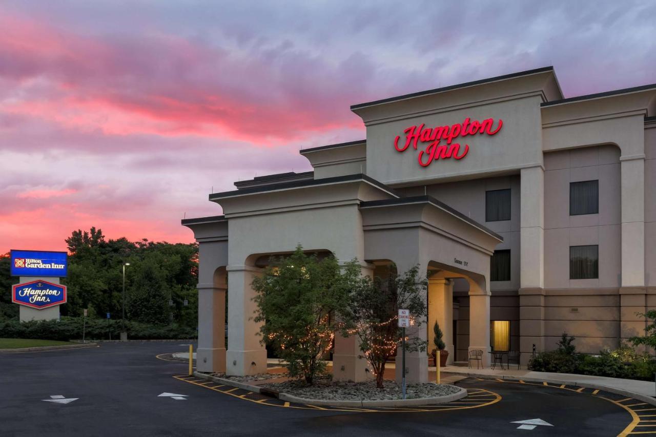 Hampton Inn Nanuet Esterno foto